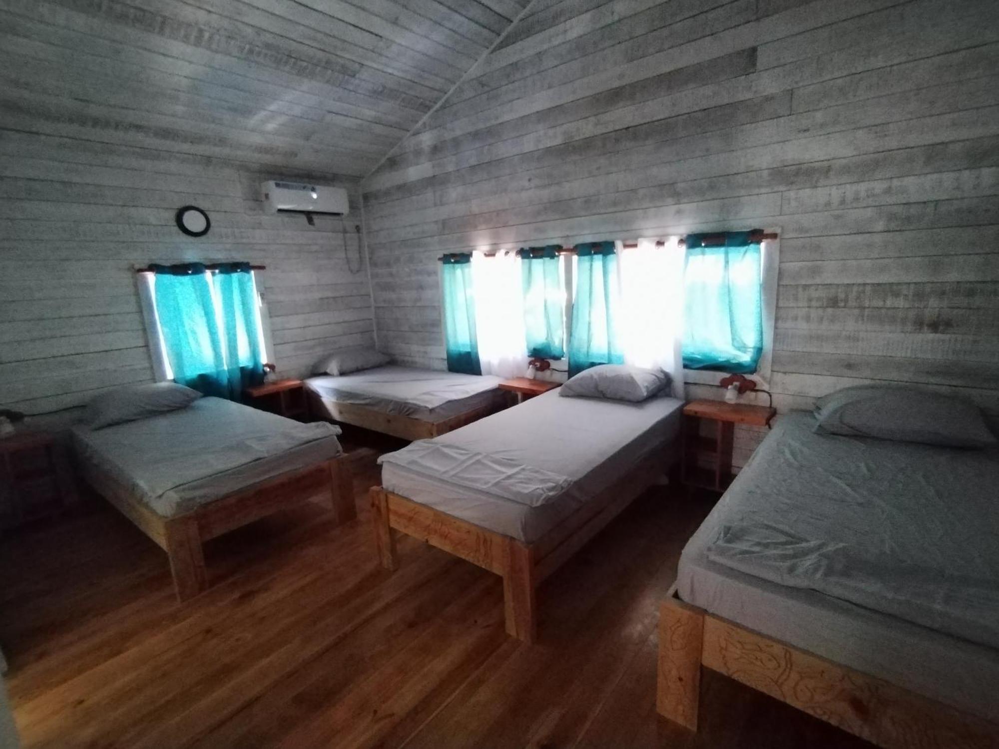 Hotel Tierra Verde Bed And Breakfast 博卡斯德尔托罗 外观 照片