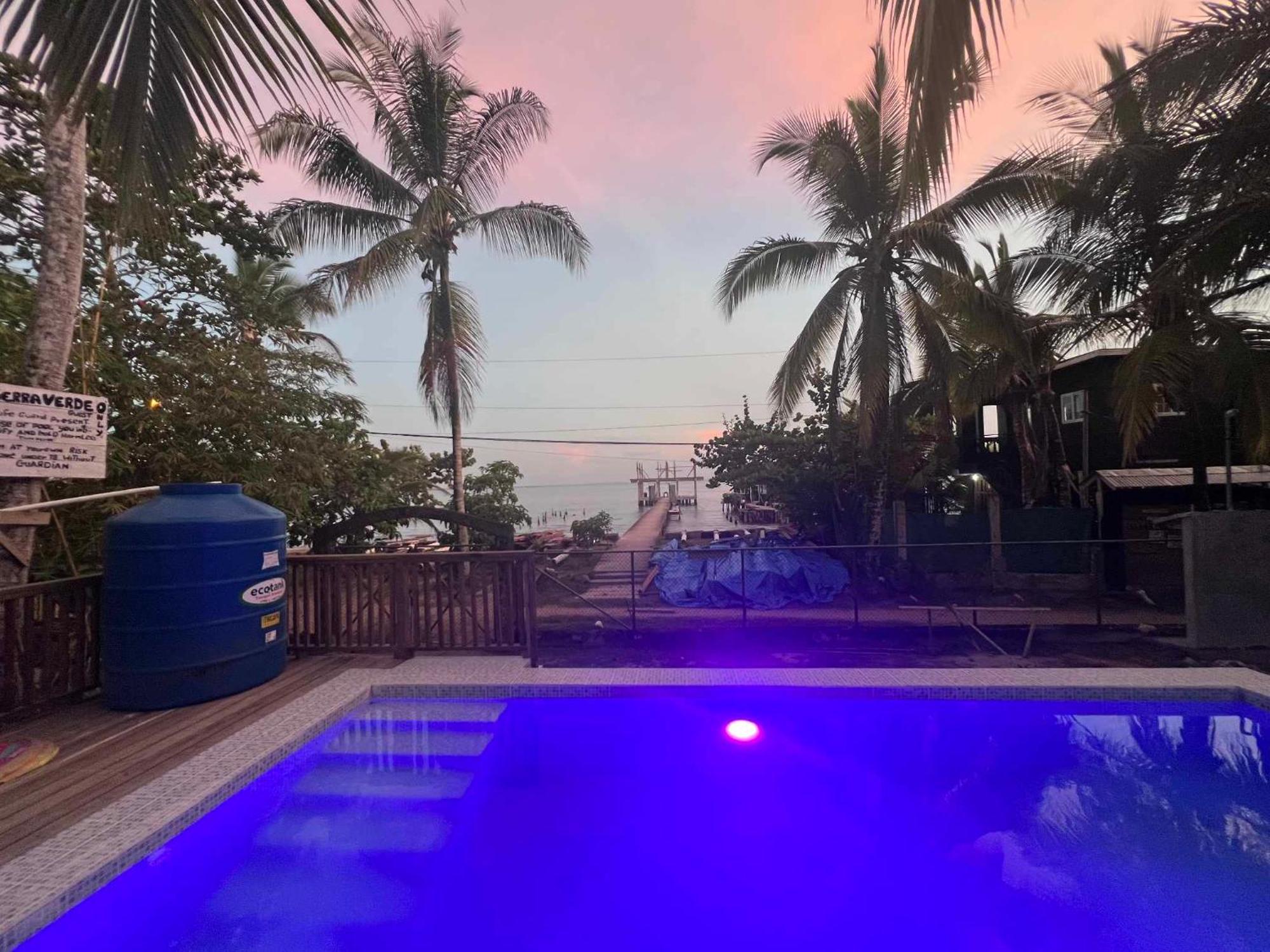 Hotel Tierra Verde Bed And Breakfast 博卡斯德尔托罗 外观 照片