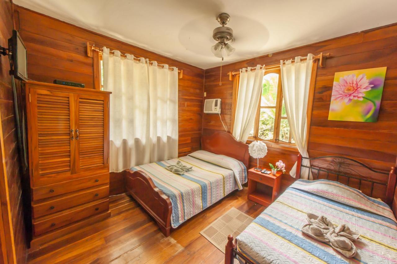 Hotel Tierra Verde Bed And Breakfast 博卡斯德尔托罗 外观 照片